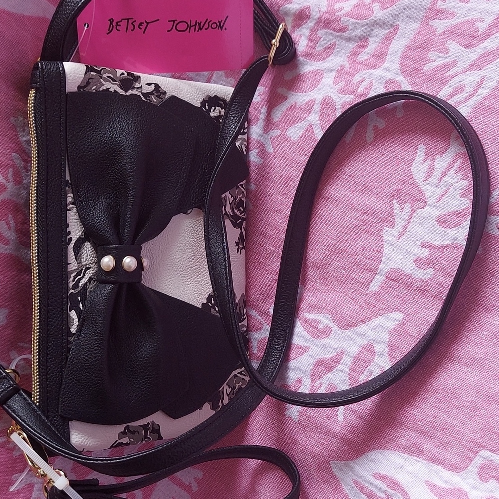 NWT Betsey Johnson BOW PERAL CROSSBODY - Picture 11 of 12